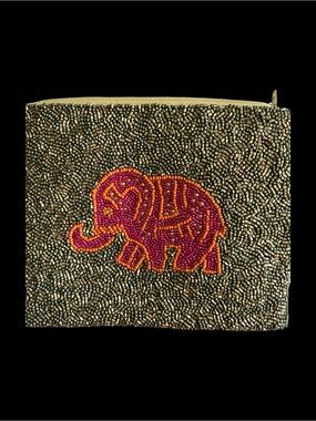 💖 Moyna Pink Elephant Beaded Clutch 💖